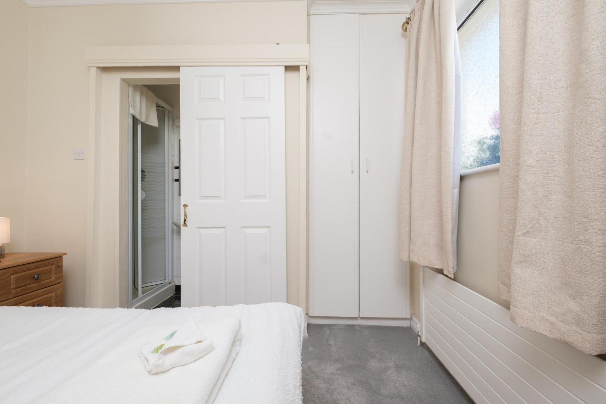 Four Seasons B&B Galway Esterno foto